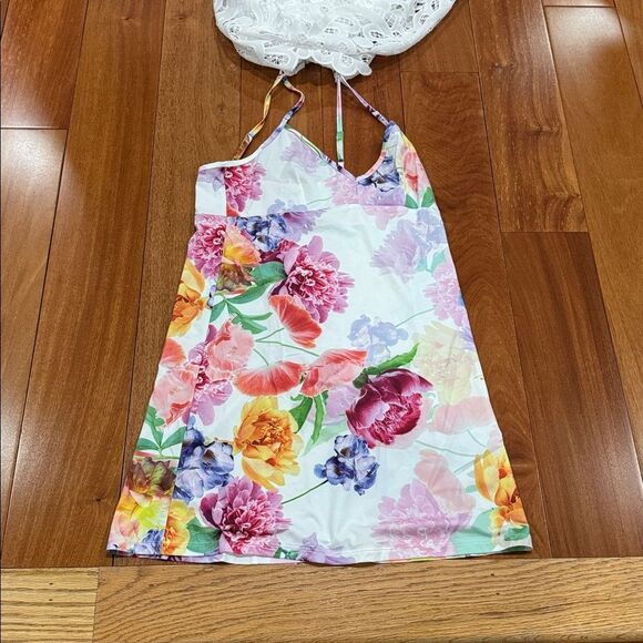 NWT Johnny Was Lisette Lace White Lace Mini Dress with Multicolor Lining size XS - Picture 9 of 12